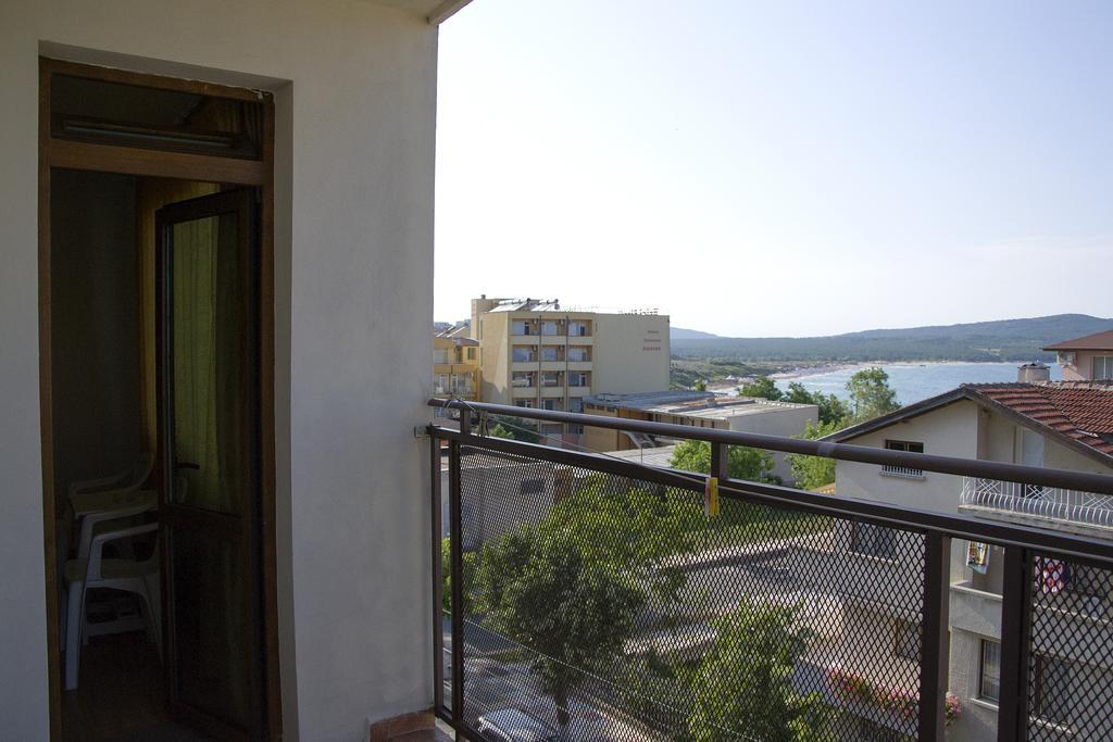 Paunovi Guest House Primorsko Extérieur photo