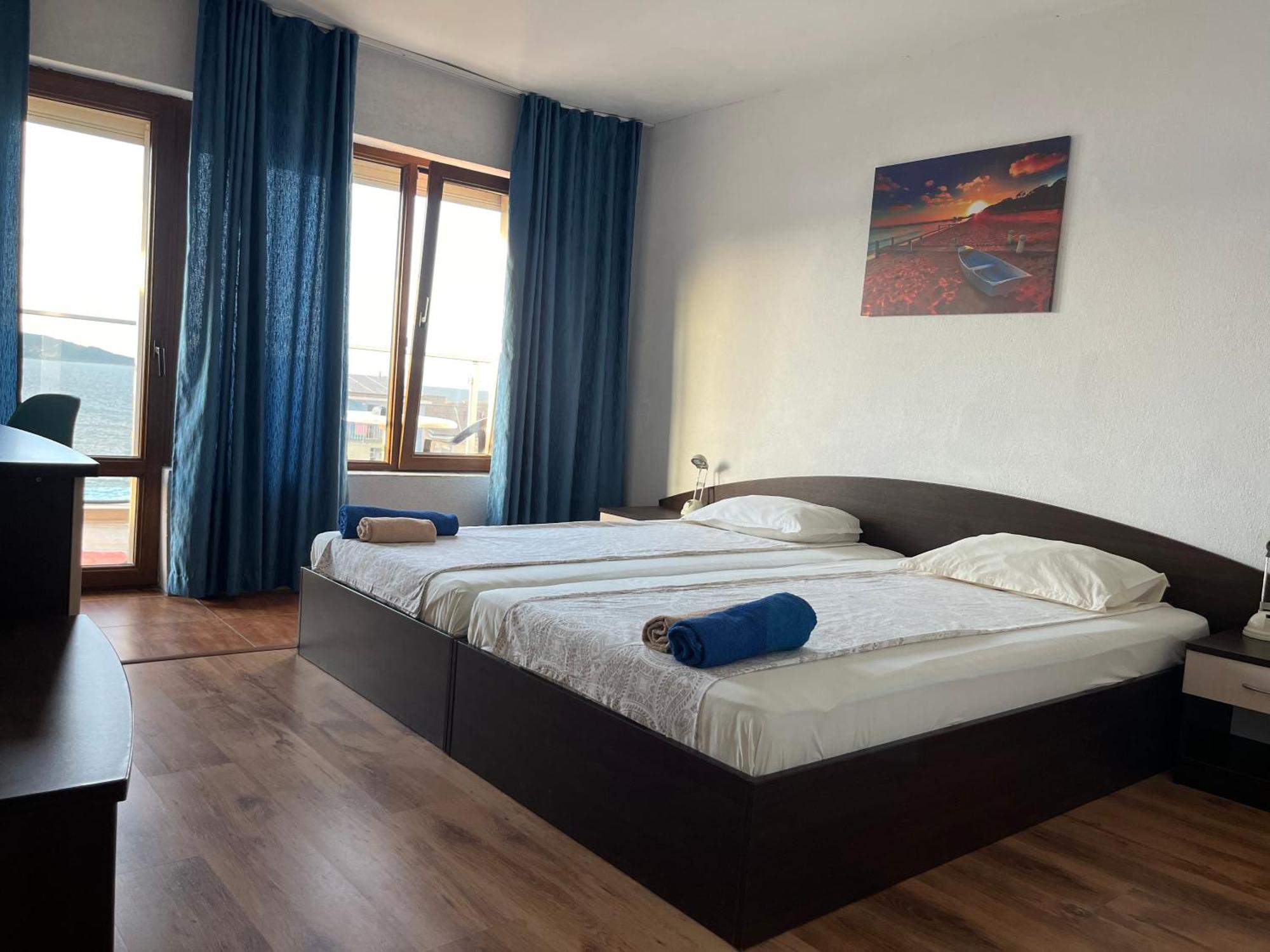 Paunovi Guest House Primorsko Extérieur photo