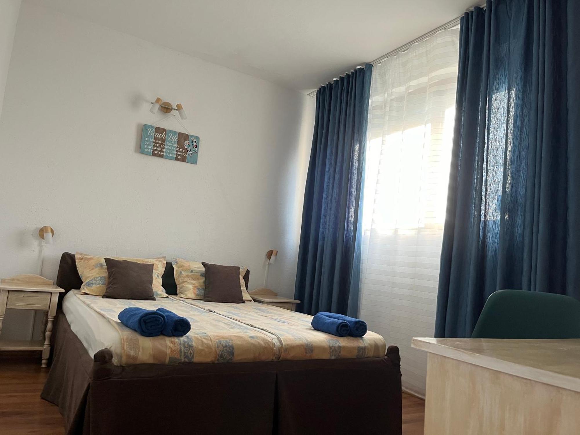 Paunovi Guest House Primorsko Extérieur photo