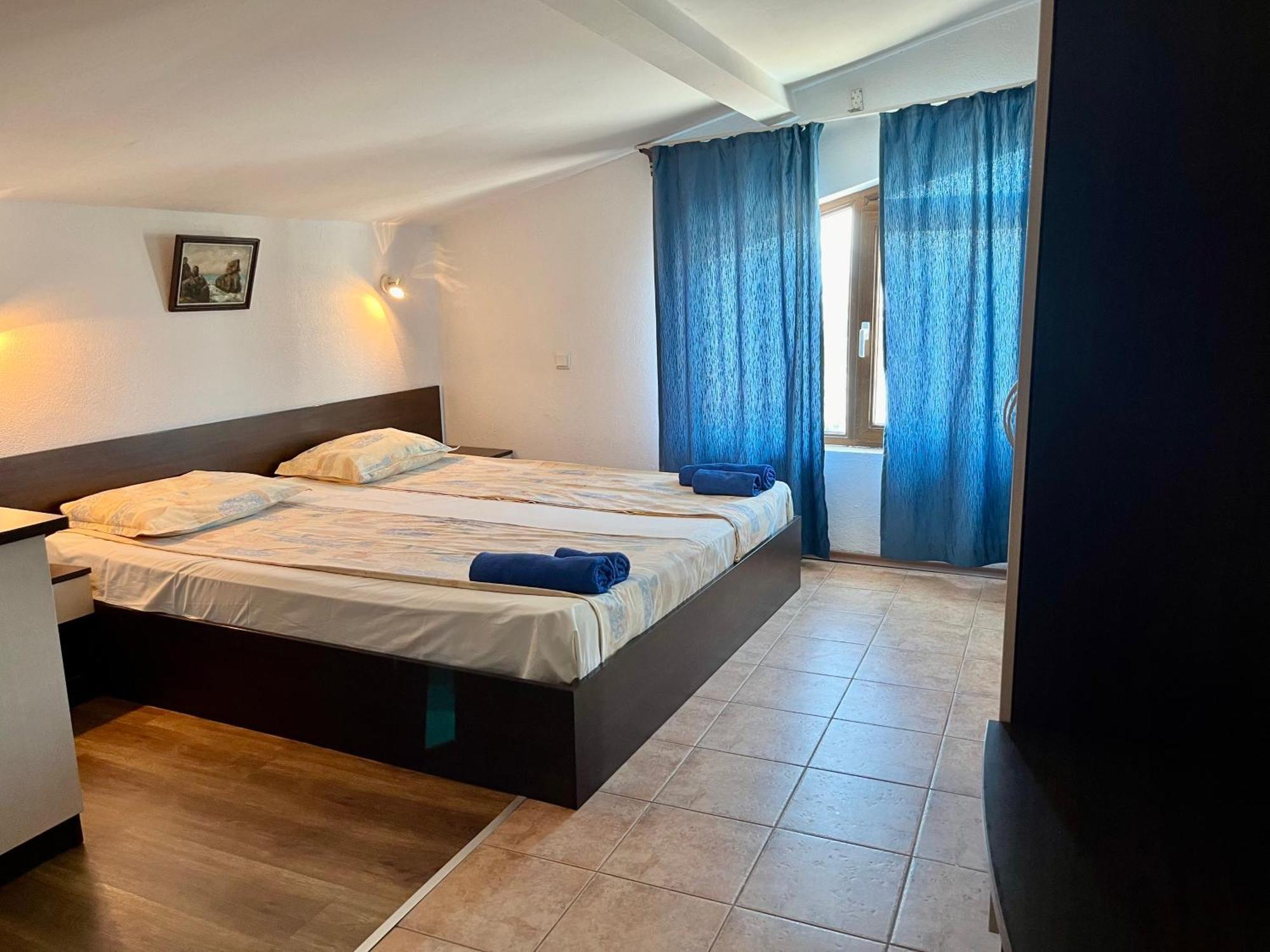 Paunovi Guest House Primorsko Extérieur photo