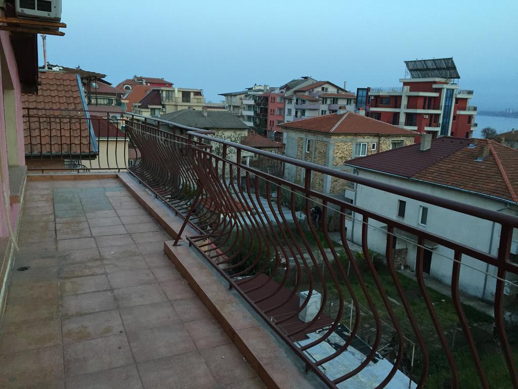 Paunovi Guest House Primorsko Extérieur photo