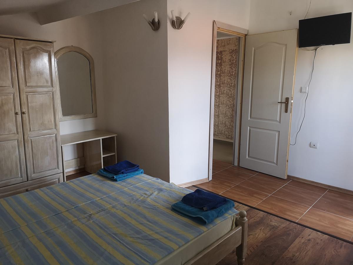 Paunovi Guest House Primorsko Extérieur photo